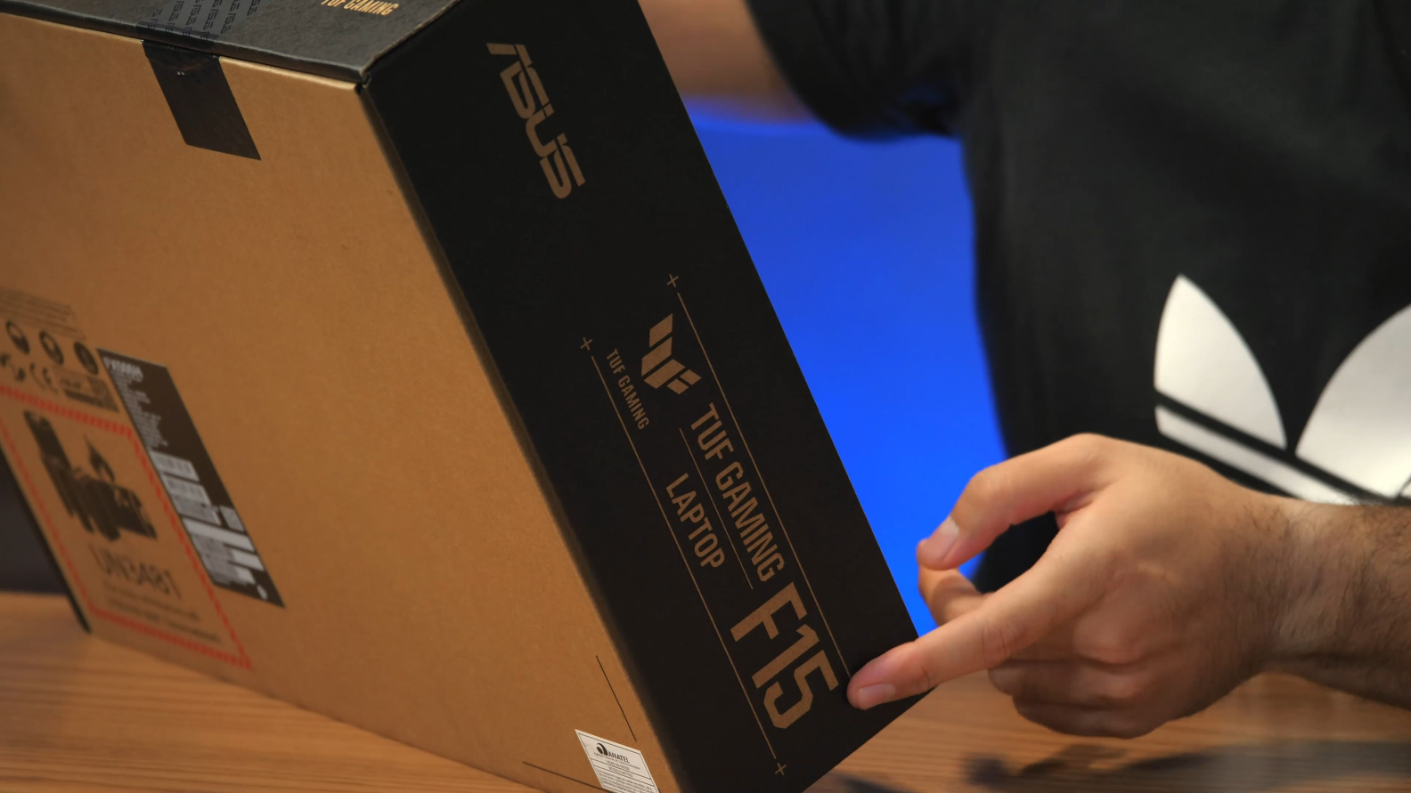 Unboxing e Hands-on TUF F15