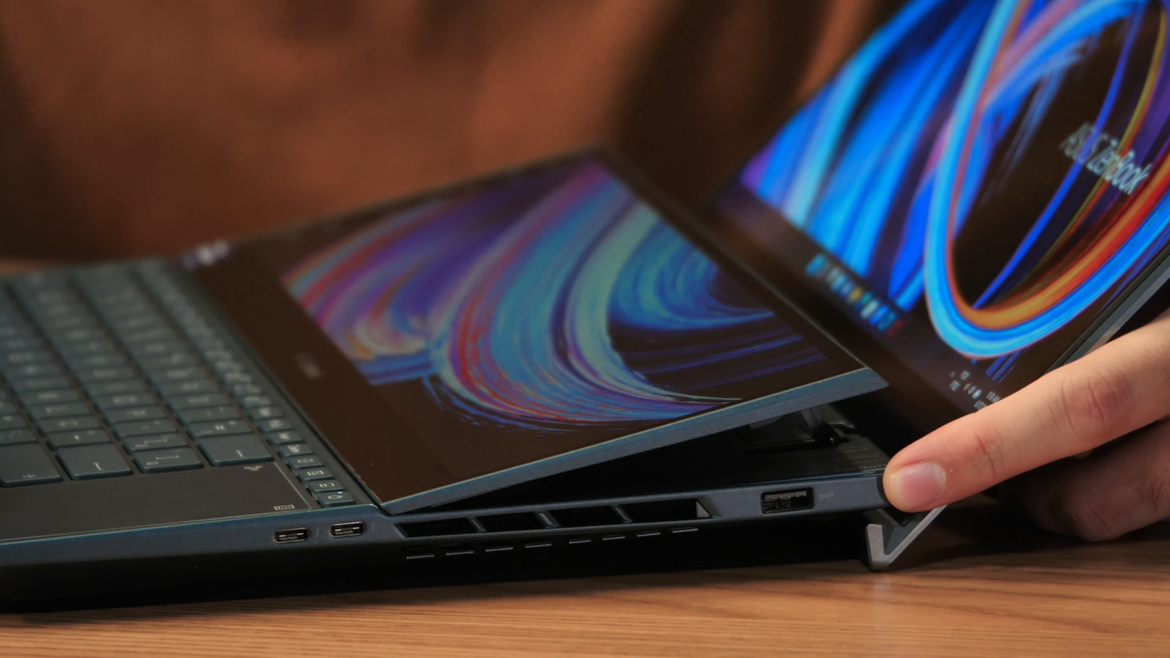 Zenbook Pro Duo 15 OLED