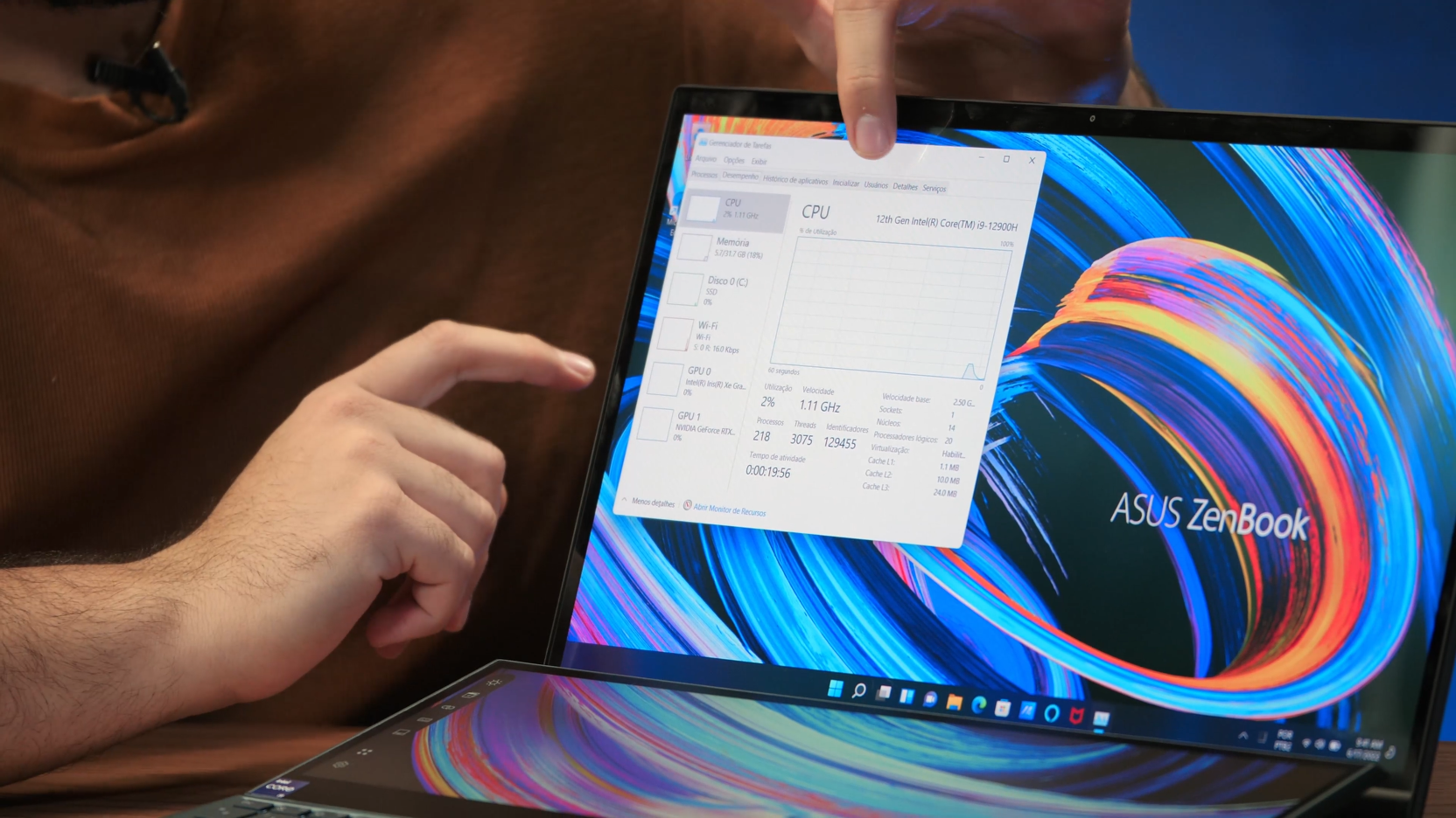 Zenbook Pro Duo 15 OLED