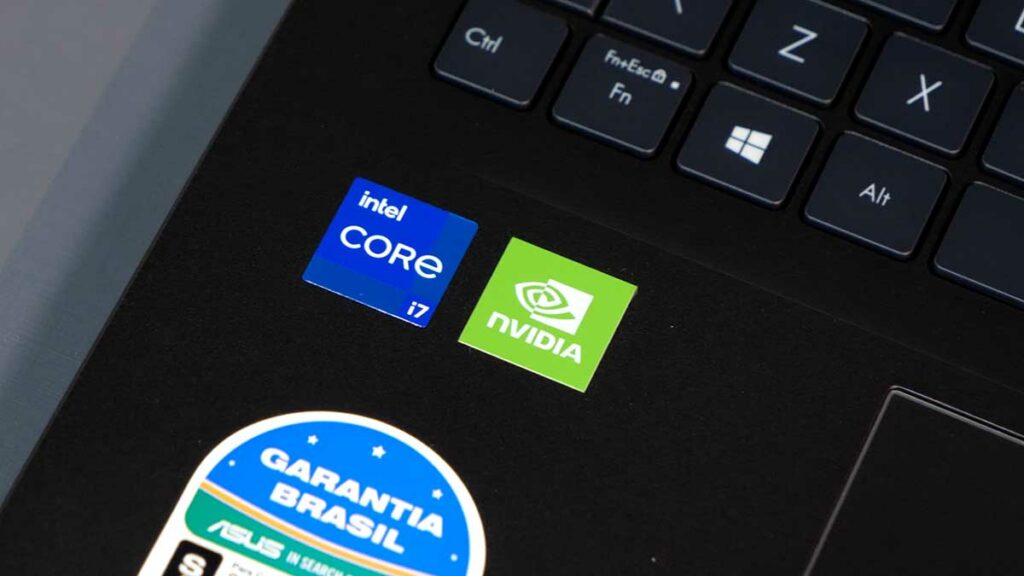 Hands-on VivoBook 15 K513: processador e placa de vídeo do notebook
