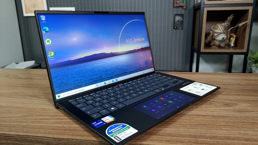 ZenBook 14 UX435 review: tela e design do notebook