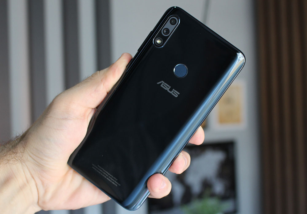 Design do ZenFone Max Pro M2