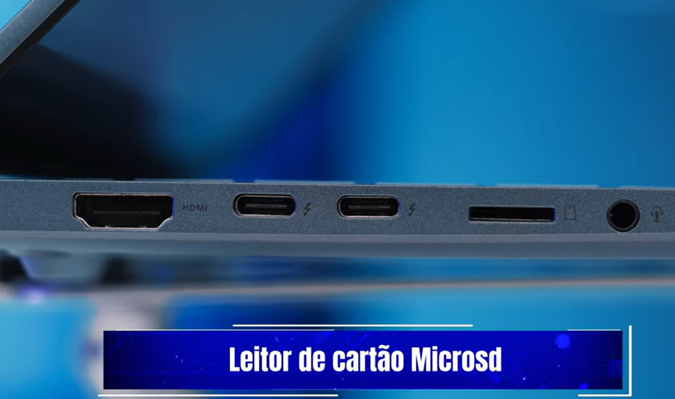 Close das portas do ASUS Vivobook S 14, exibindo o leitor de cartão microSD e outras conexões